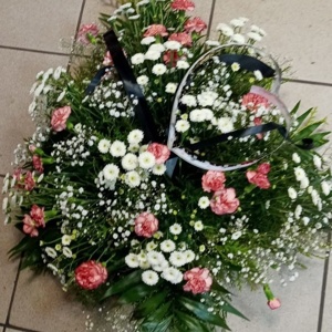Sēru štrauss Nr.279 ( neļķes, krizantēmas, gipsofila, zaļumi)